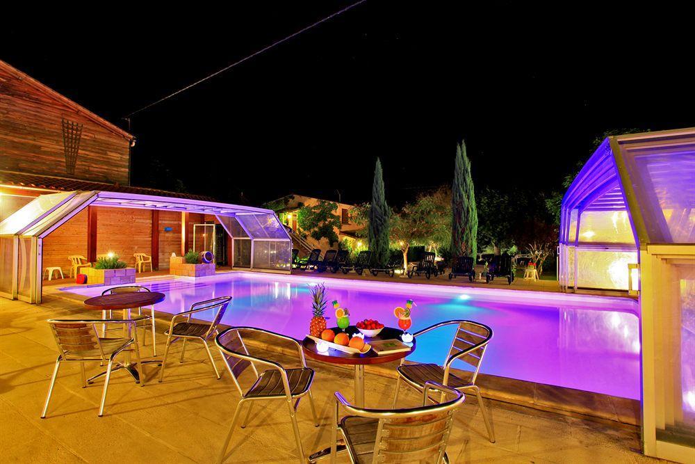 Auberge De La Petite Reine Siorac-en-Périgord Dış mekan fotoğraf