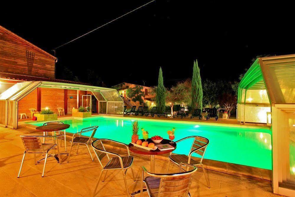 Auberge De La Petite Reine Siorac-en-Périgord Dış mekan fotoğraf